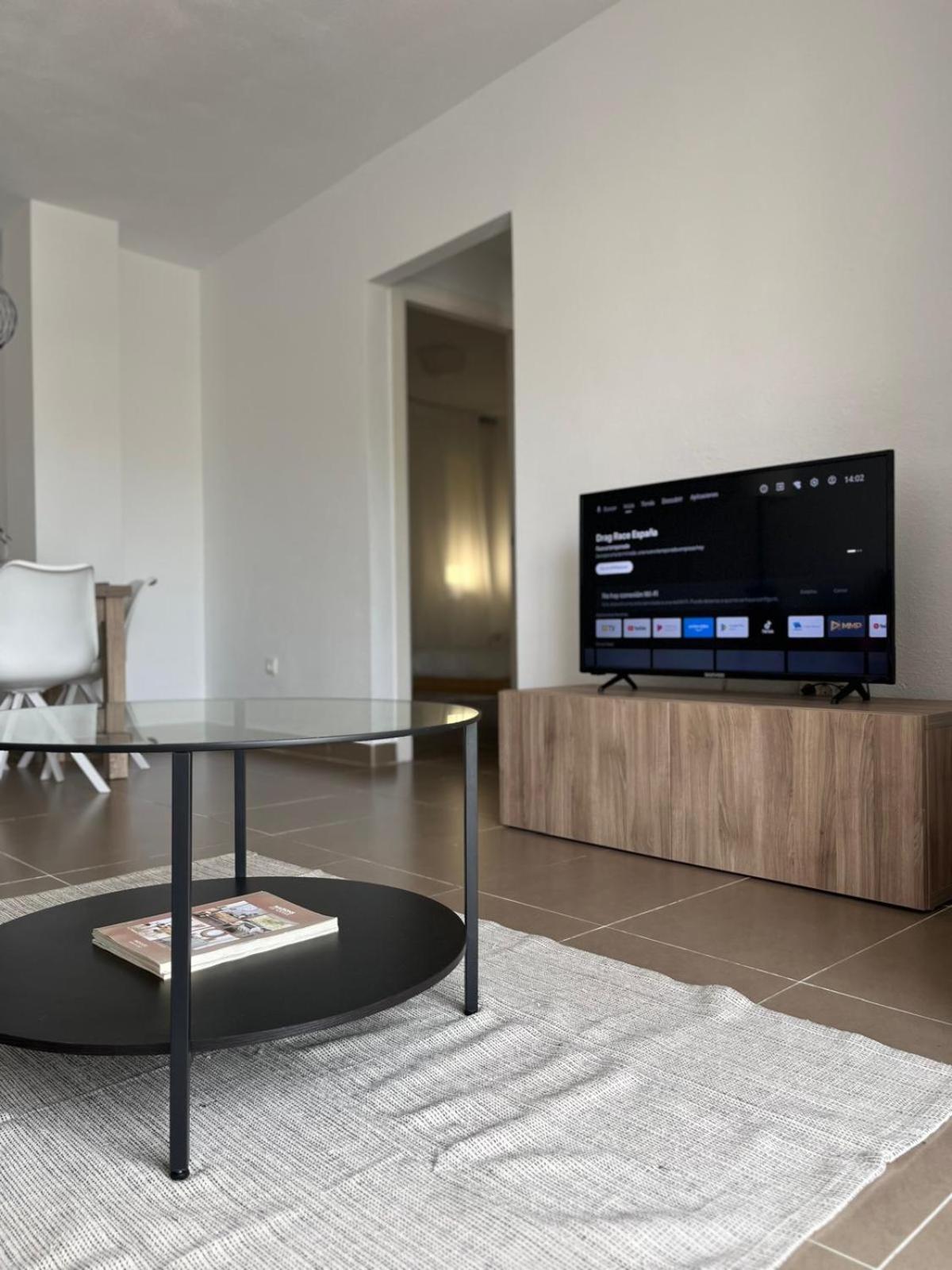 Malaga Prime Location - Stylish Apartment With Free Wifi, Free Parking, Steps From The Historic Center Ngoại thất bức ảnh